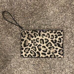 Like new Rothy’s leopard print wristlet